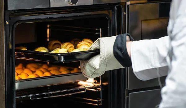 非常硬擦不干净的橡皮,橡皮为什么擦不干净