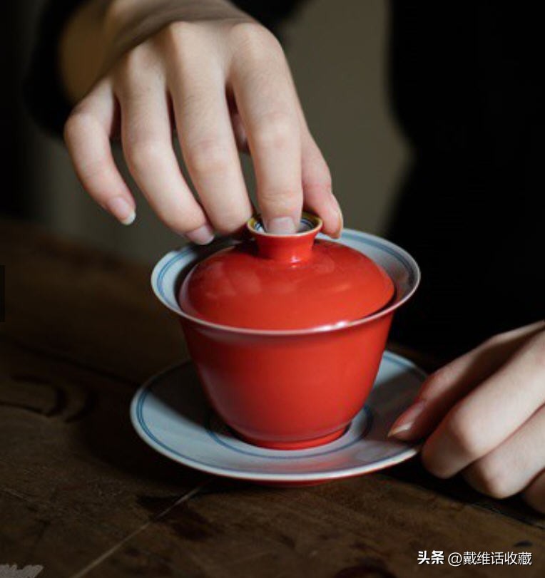 湖南醴陵瓷器与景德镇瓷器比较,醴陵瓷器怎么卖得比景德镇的还贵