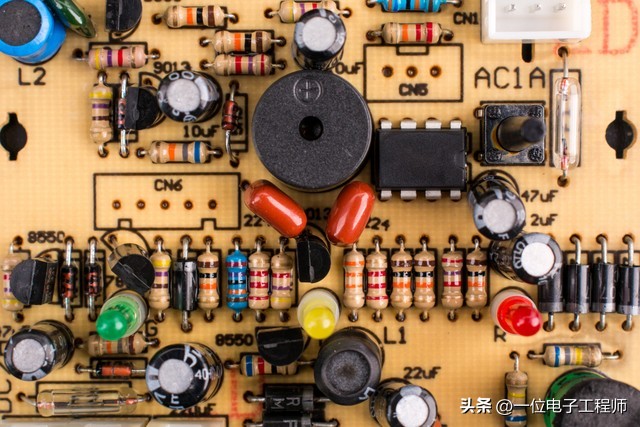 贴片电阻元器件基础知识,贴片电阻1k5与300欧电阻阻值是多少