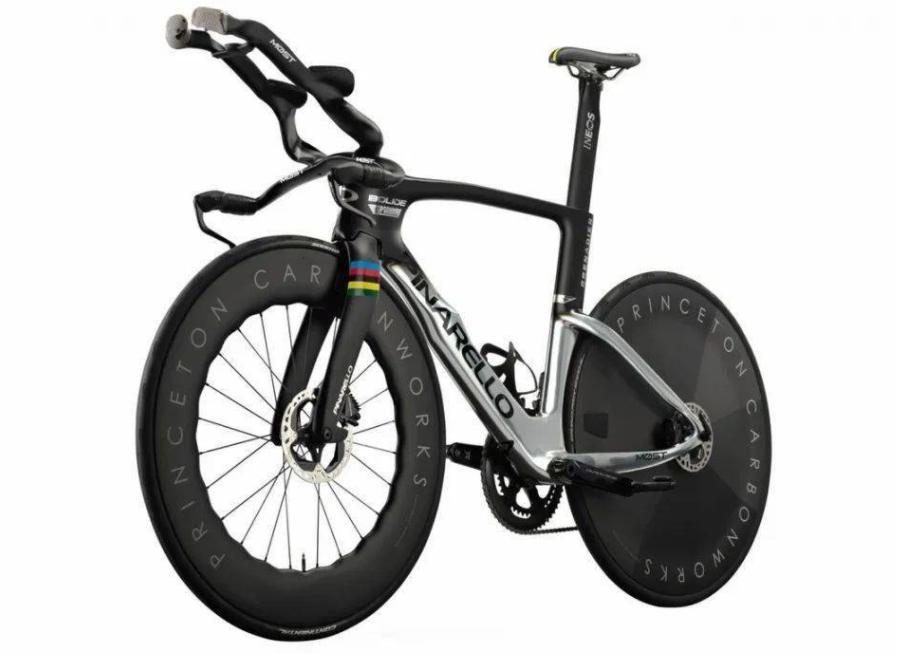 赛场新*器武**多款全新器材装备亮相环法赛场