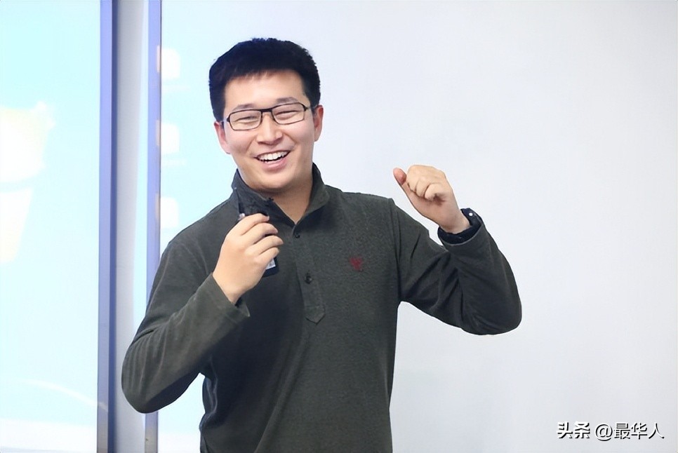 那个3年败光150亿，27岁当老赖的北大学霸，被人骂到现在