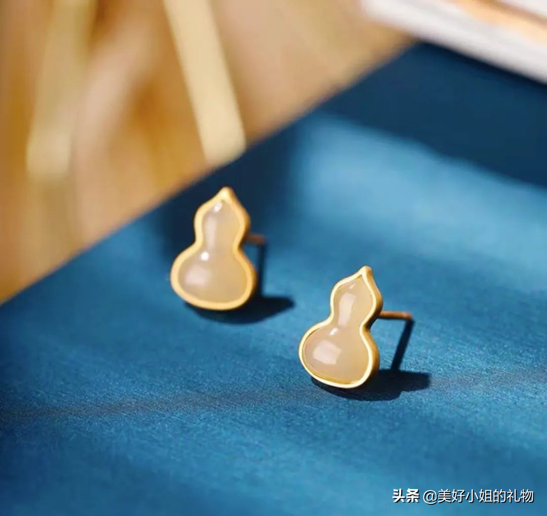 母亲节礼物40-50岁实用首饰套装,母亲节首饰礼物推荐