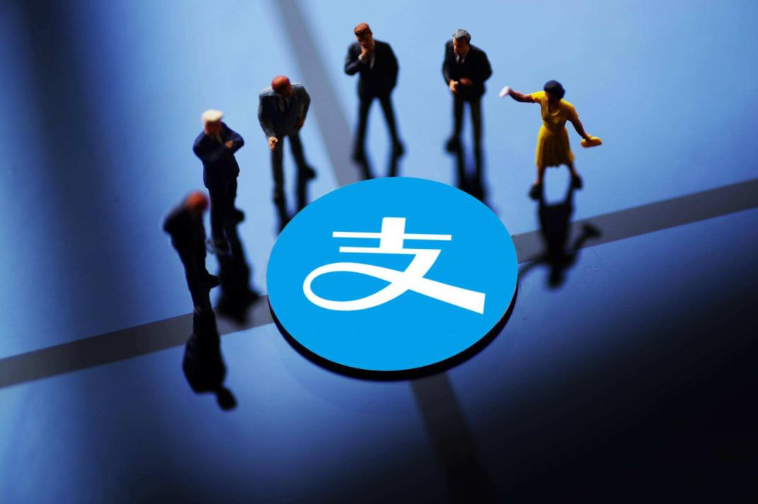 乘坐公交车可以现金支付吗,公交车可以刷手机支付吗