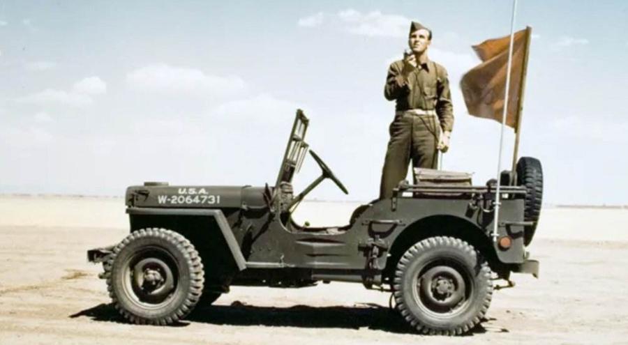 美国记者长津湖被志愿军俘虏，却靠拍照赚百万美元，成人生赢家