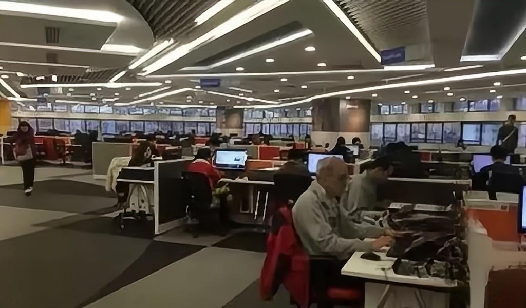 无缘清北江苏文科状元被港大录取 (江苏高考状元为什么选择港大)