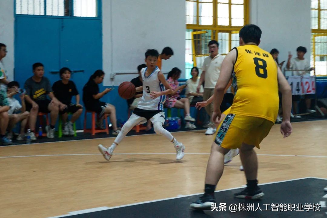 杩愬姩涓嶆姝ュ仴搴蜂笉鏁e満,杩愬姩涓嶆姝ュ鏂楁棤姝㈠