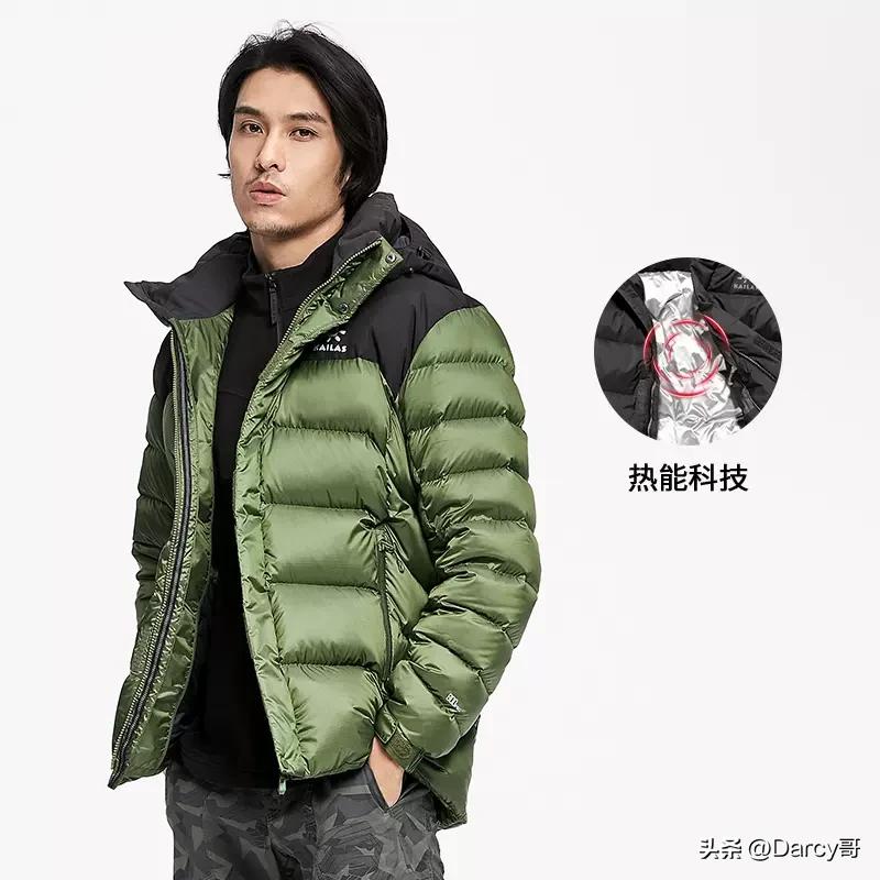 北面羽绒服和冲锋衣价格差不多,羽绒服推荐和北面差不多的牌子