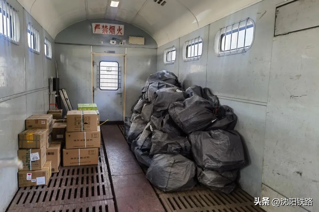 享受专车接送待遇,你的行李