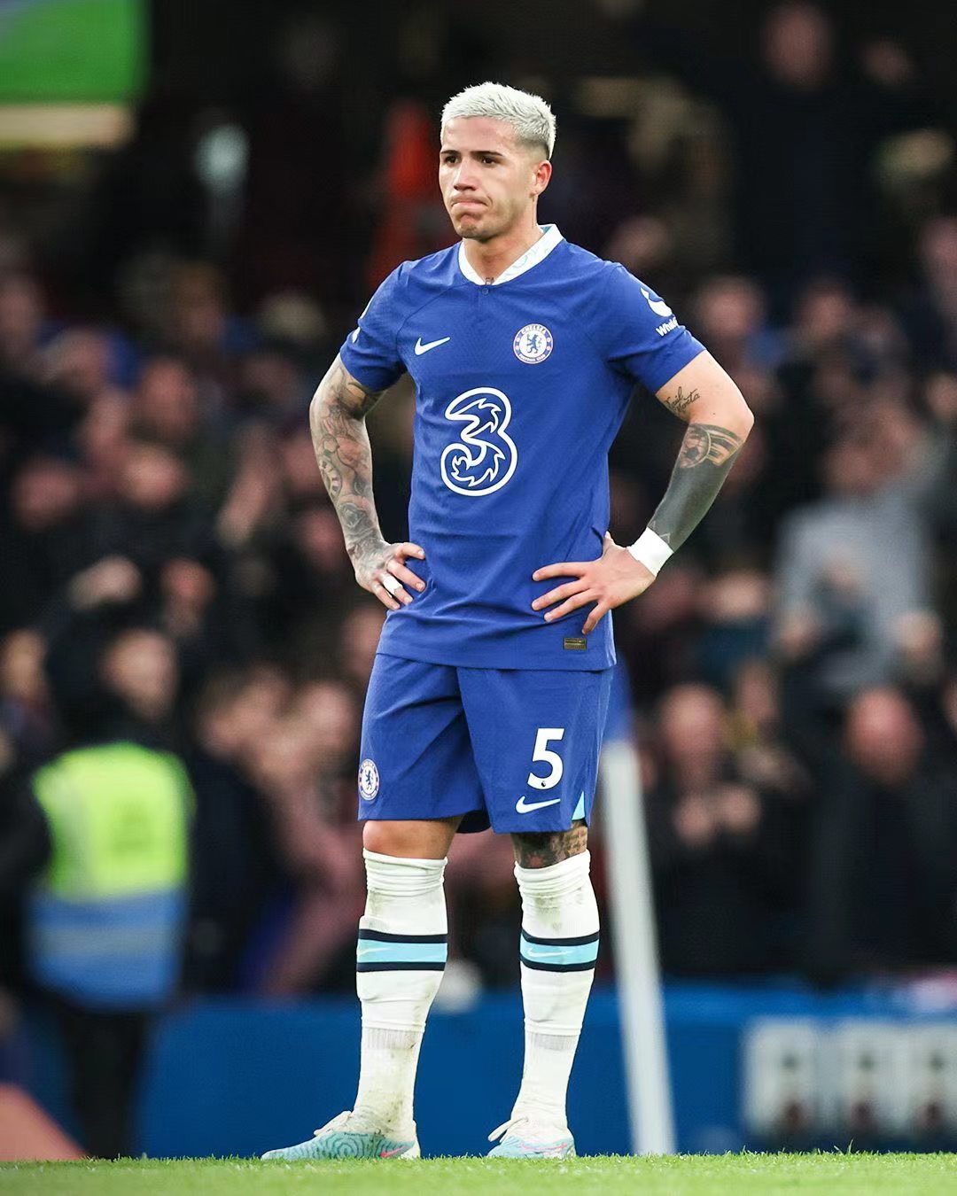 坐牢足球！败军中一抹亮色！为什么切尔西用不好恩佐