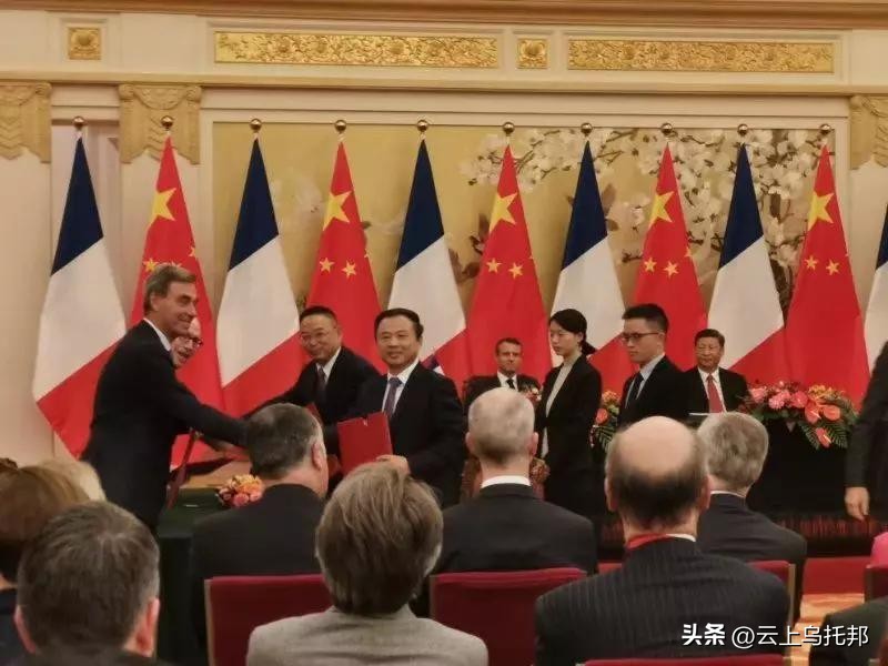 美法联手给中国挖坑，我国1500亿投资，换一句“中法友谊万岁”？