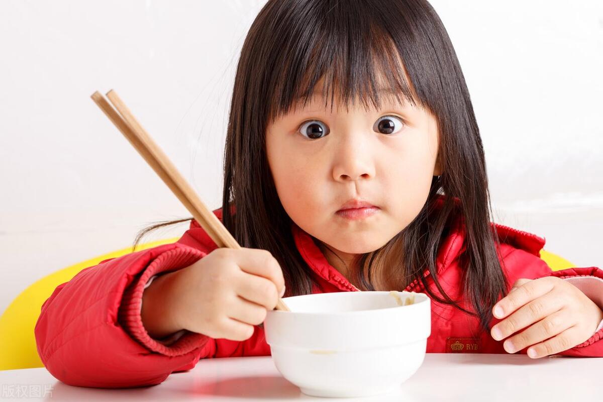 宝宝2岁了还可以吃母乳吗,宝宝两岁可以吃大人饭了吗