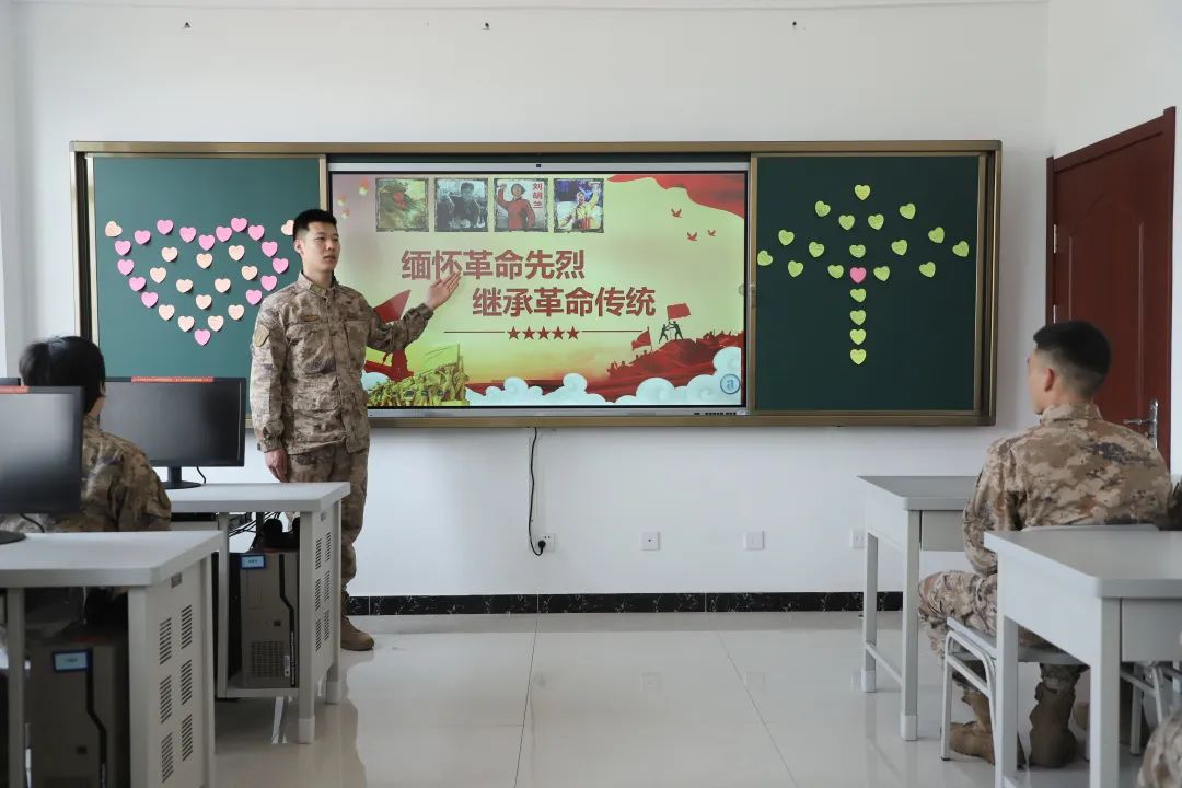 解放军清明缅怀红军先烈活动,清明祭奠革命先烈解放军鸣枪