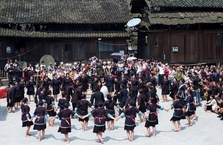 走进侗族文化与建筑,侗族民族的特色民族文化