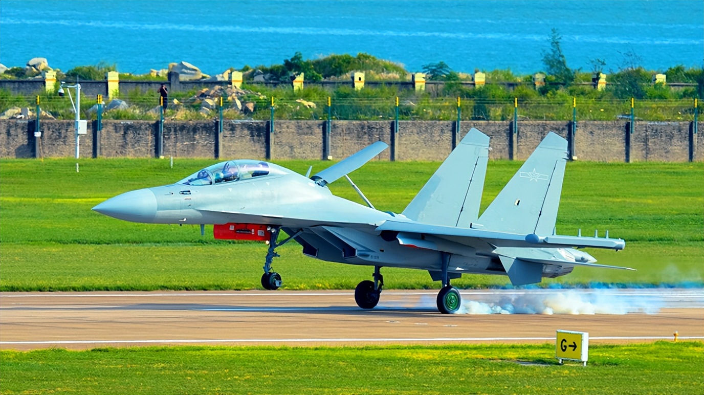 中国仿制过f16战斗机吗,歼16仿制的俄罗斯什么战机