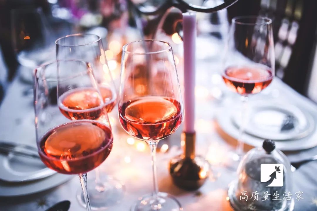 路由器上贴创可贴怎么贴,路由器上贴创可贴有用吗