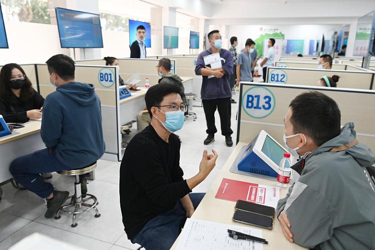 专科生就业率反而比本科生高,专科就业率高于本科生