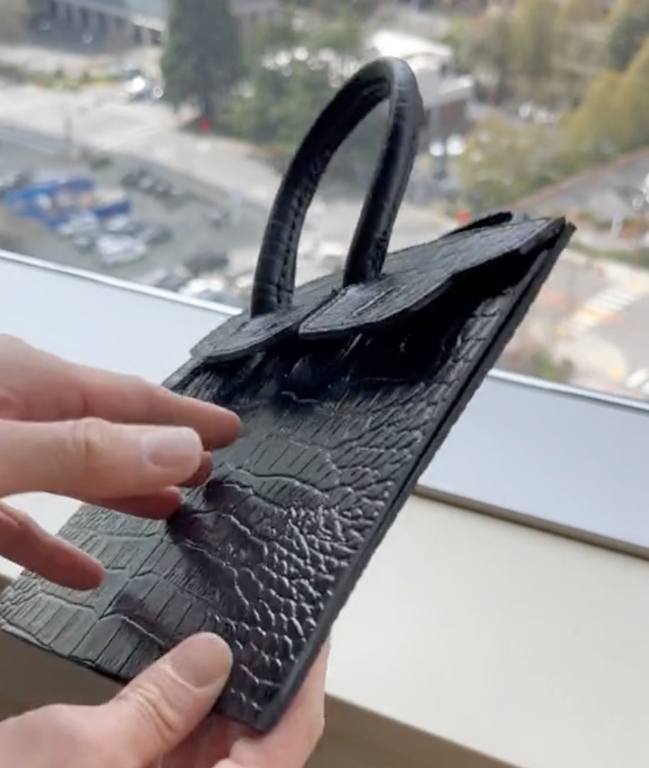 小哥做手工给女朋友送礼物,亚裔小哥自制asmr