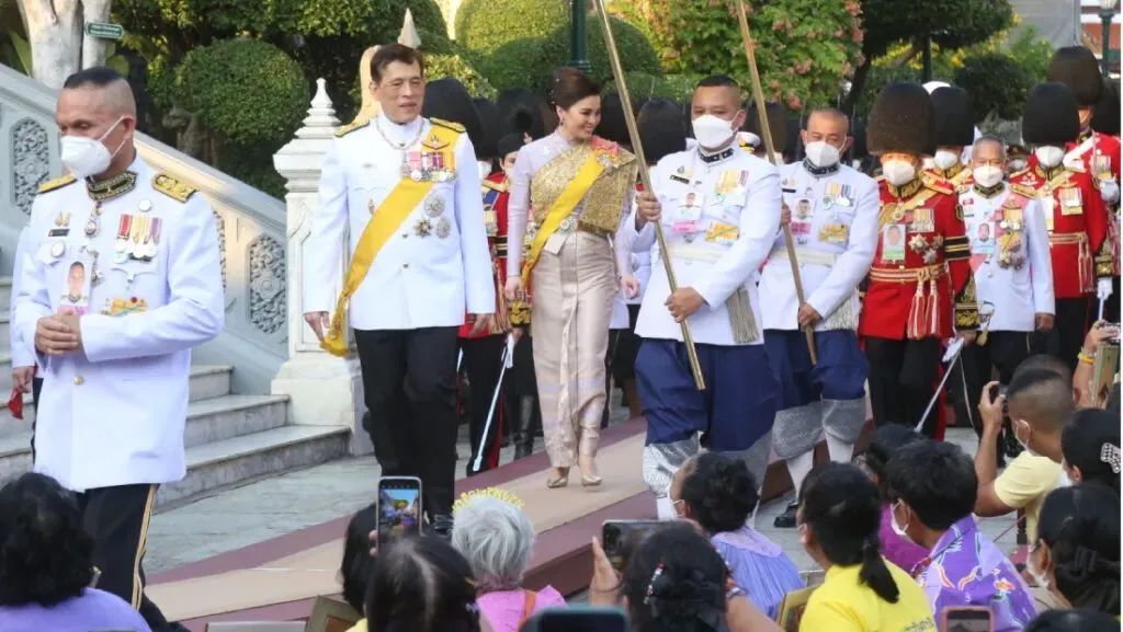 泰王子苏提达近况,泰王晒苏提达笑脸照