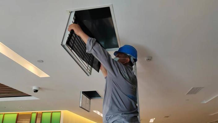 大金空调制热外机噪音大怎么回事,美的空调主机噪音不正常什么原因