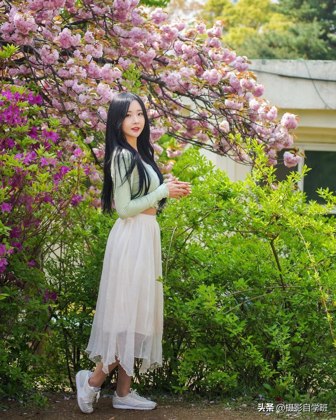 中年女性拍照姿势大全秋天,中年人像摄影摆姿技巧大全