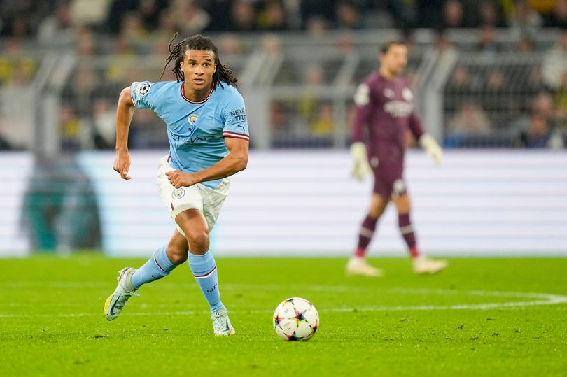 内森阿克曼城签约,曼城内森阿克