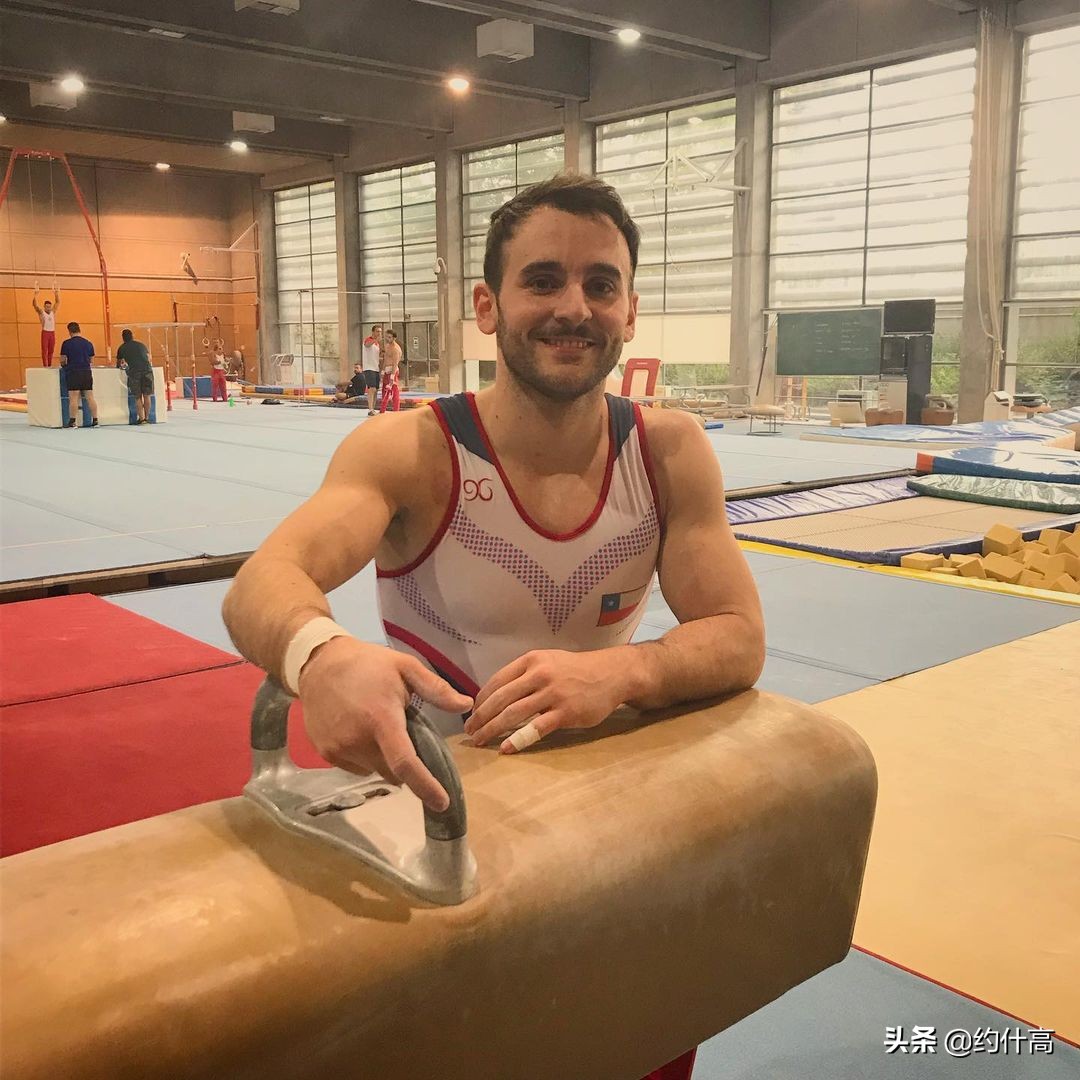 性感体操“马里奥”-智利体操运动员TomásGonzález