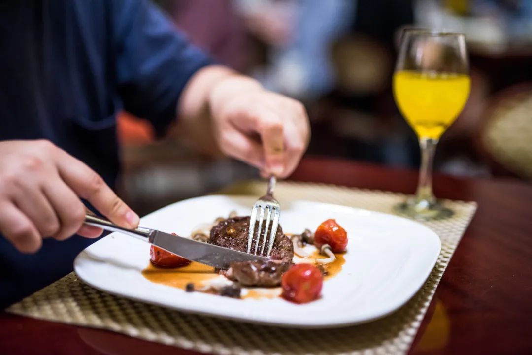 酒店餐饮部突发事件处理方法,酒店常见10大突发事件处理方法