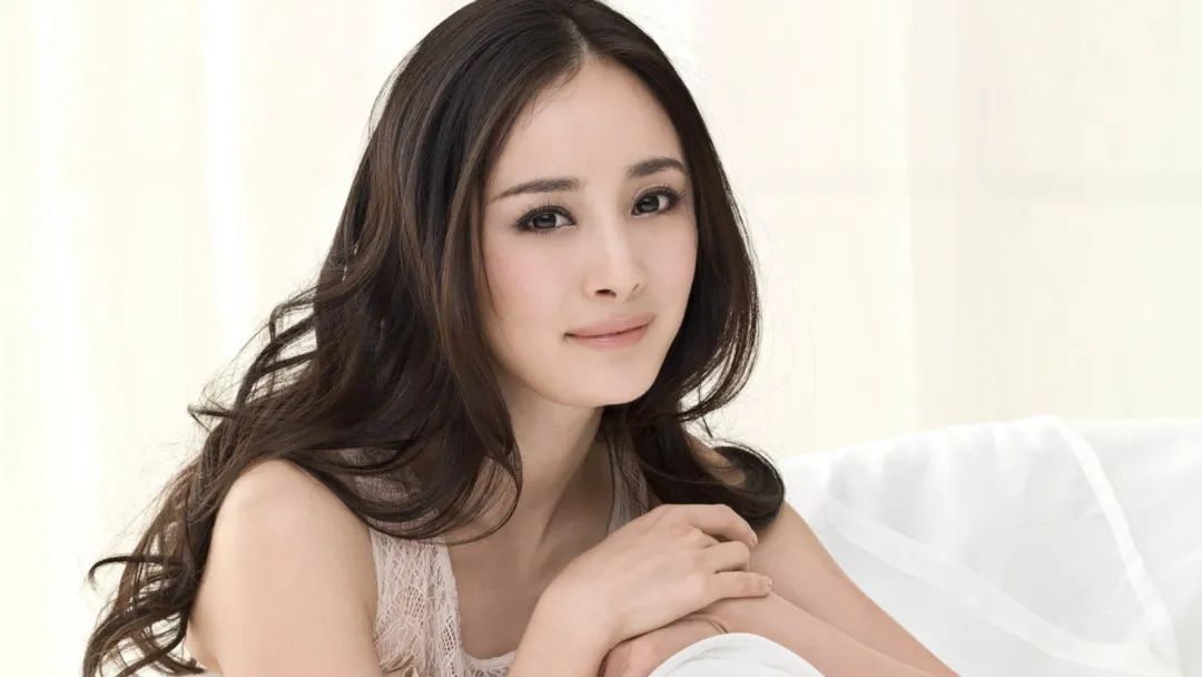 白玉兰风波升级!《县委大院》获奖后遭恶意评分,多名女星被波及