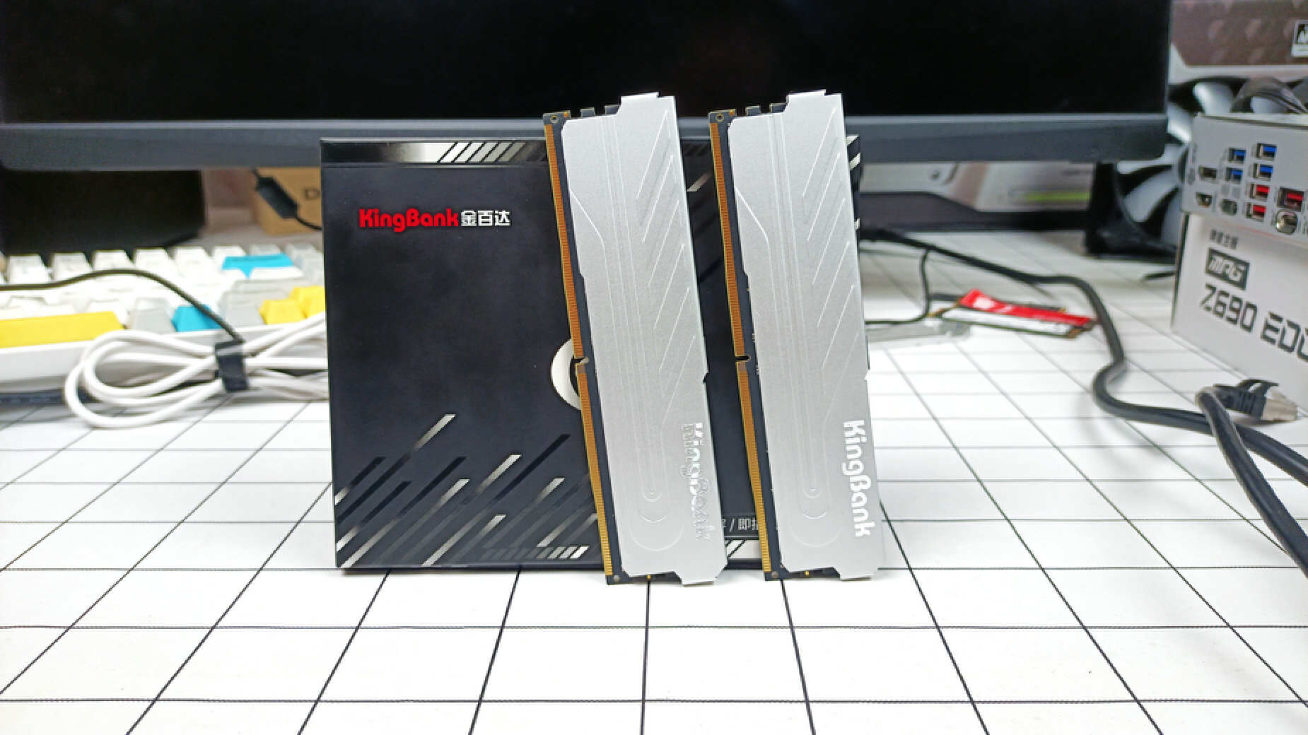 ddr5内存什么时候降价,ddr5内存价格什么时候能降