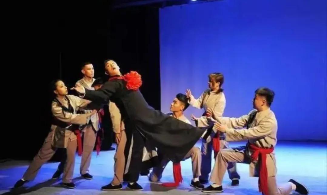 二十多年的爱情长跑能修成正果吗?《蓝袍先生》的真爱太戳心