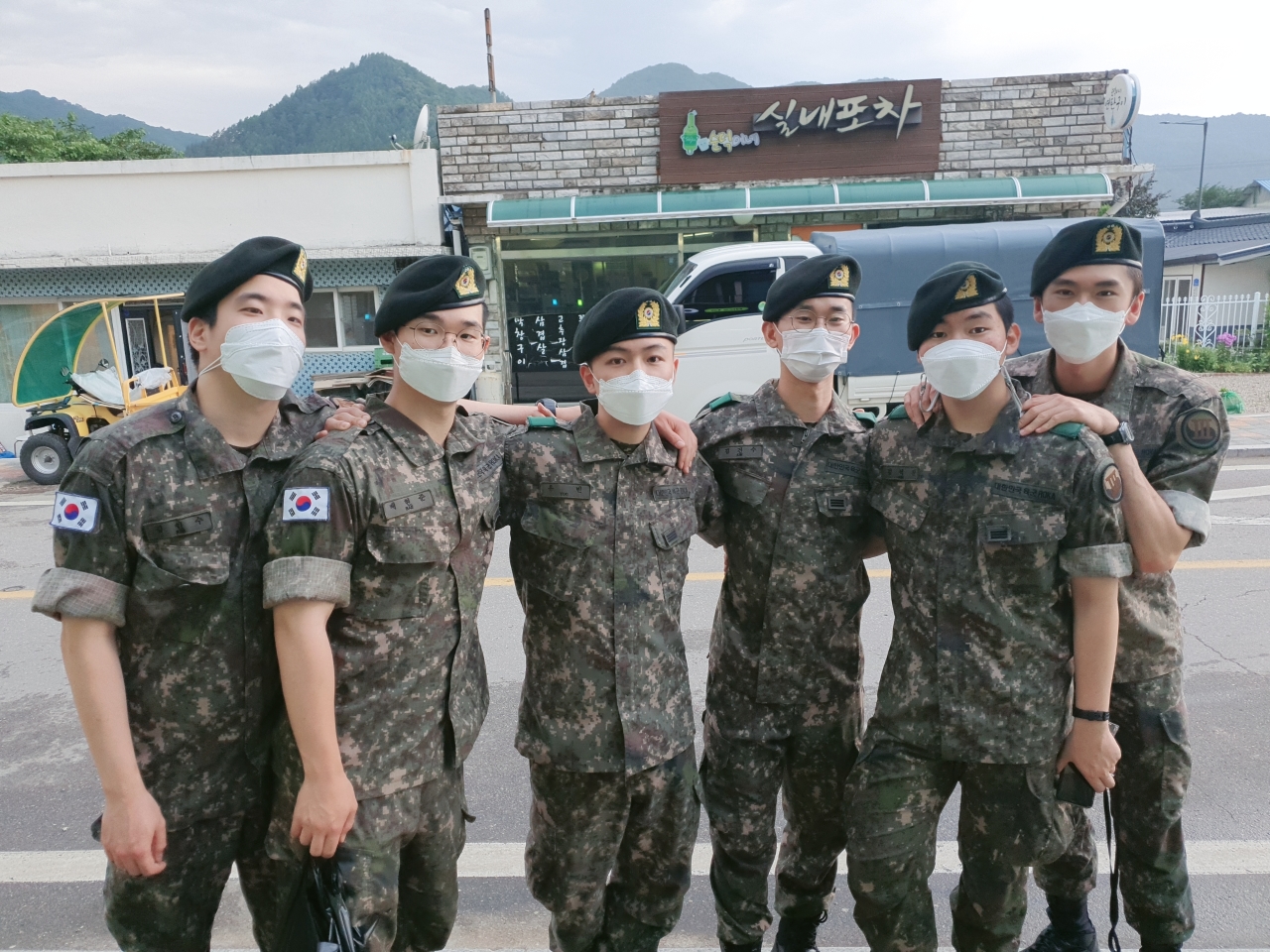 被上级性侵、被战友霸凌，韩国女兵在新婚之夜自杀