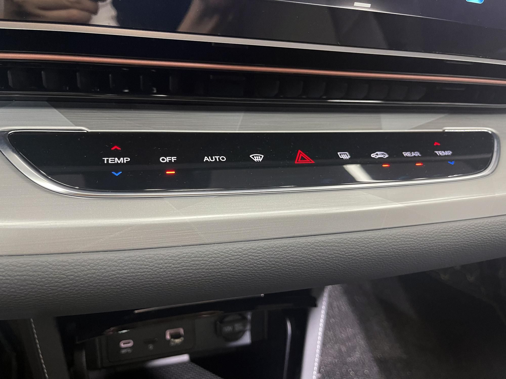 阿尔法s跟小鹏汽车,小鹏新能源汽车报价大全2022款