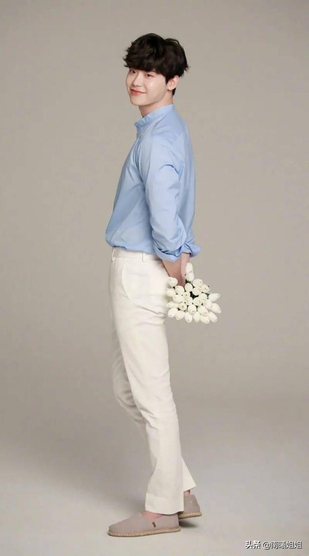 韩国男主穿搭风衣,韩国男衣品介绍