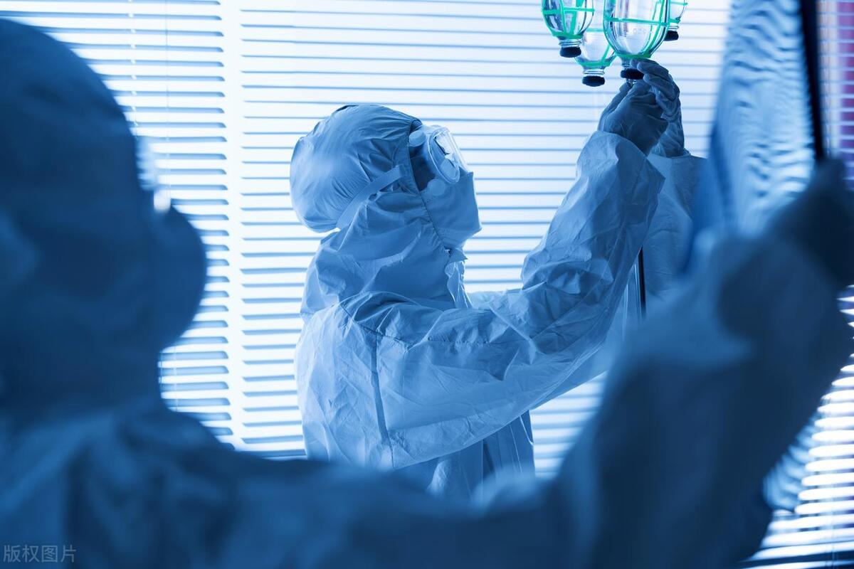 12岁男孩得淋巴癌的几率,13岁男孩得淋巴癌中期能治好吗