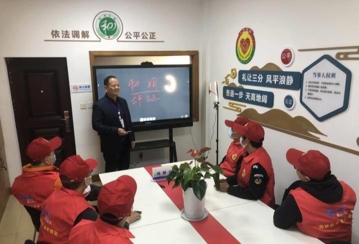 枫叶飘飘美景如画,枫叶飘舞作品