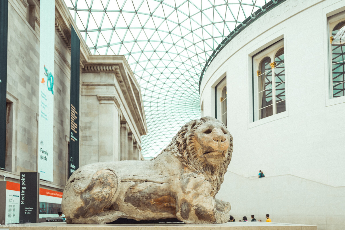 大英博物馆1000件瓷器,大英博物馆有800多万件藏品的英文