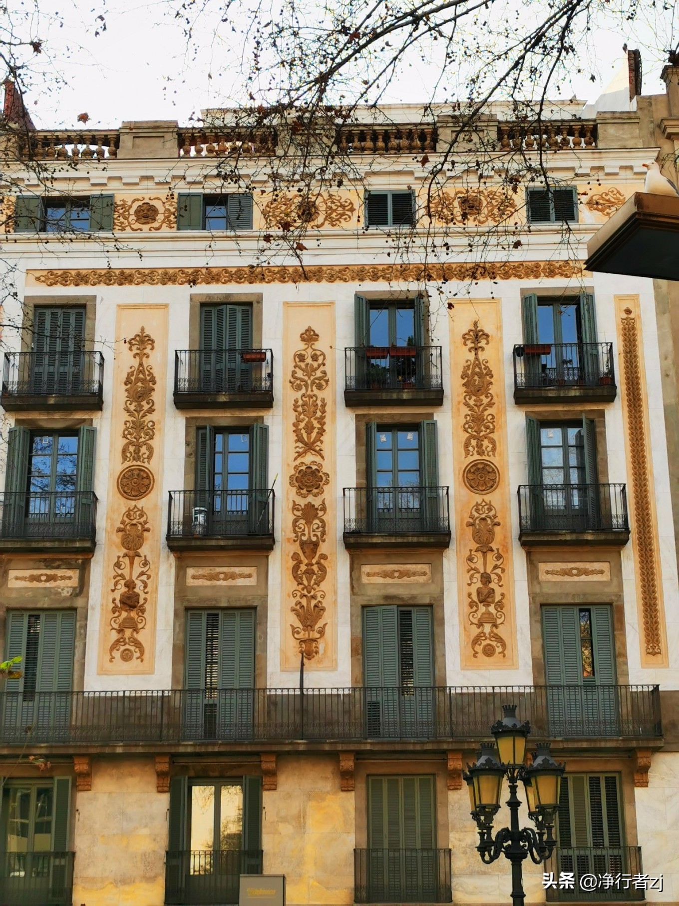 冬日暖阳拔“牙”记（34）巴塞罗那：高迪打造的欧洲之花（上）