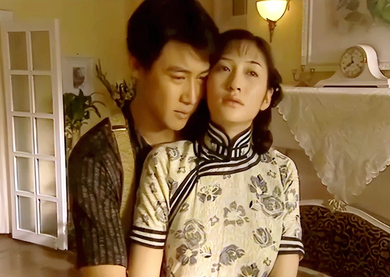 李小冉和鄢颇交往时间,鄢颇与李小冉