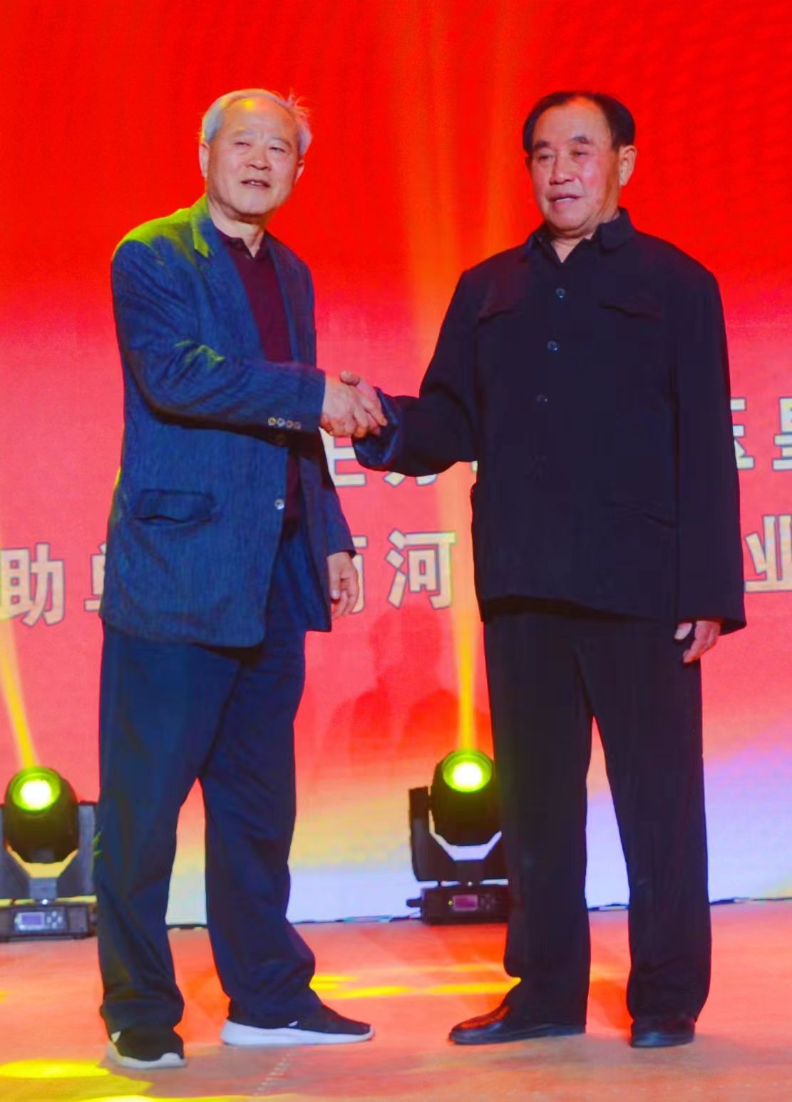 班长犯错误被撤职,一个班长犯错两个班长受罚