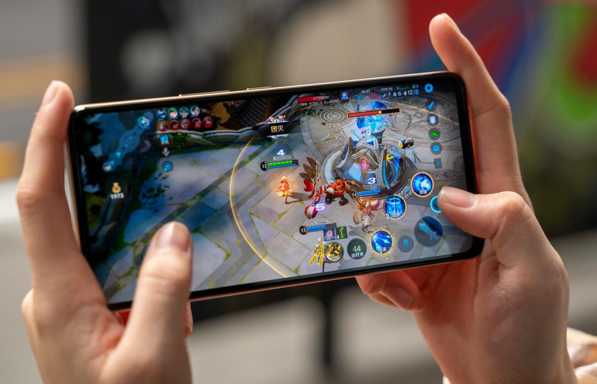 iqooneo5和iqooneo5se哪个好,iqooneo5s新系统体验介绍