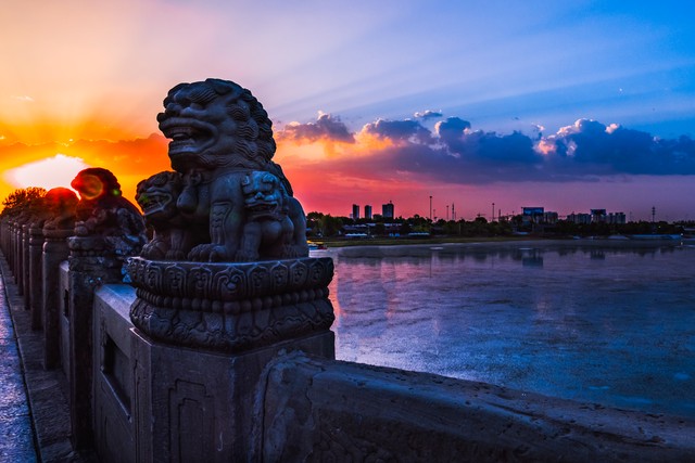 卢沟桥的历史意义简短50字左右,卢沟桥的历史故事