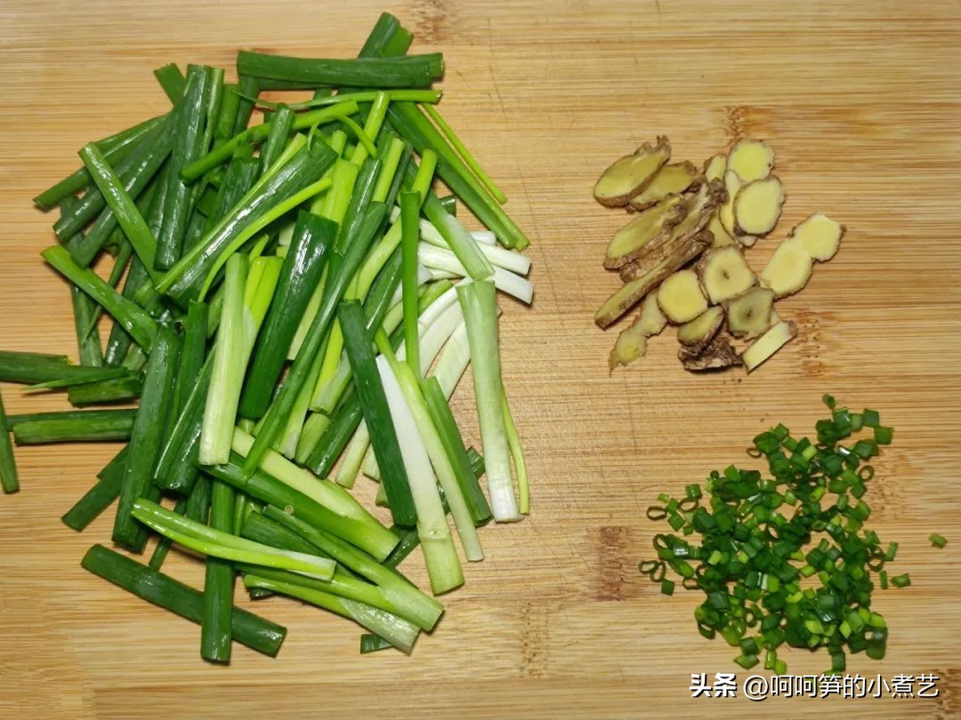 用电饭煲就能做的葱油鸡学会了吗,电饭锅葱油鸡做法家常菜