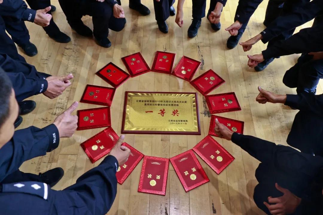 身边的榜样前行的力量视频,展现青年风采传递榜样力量