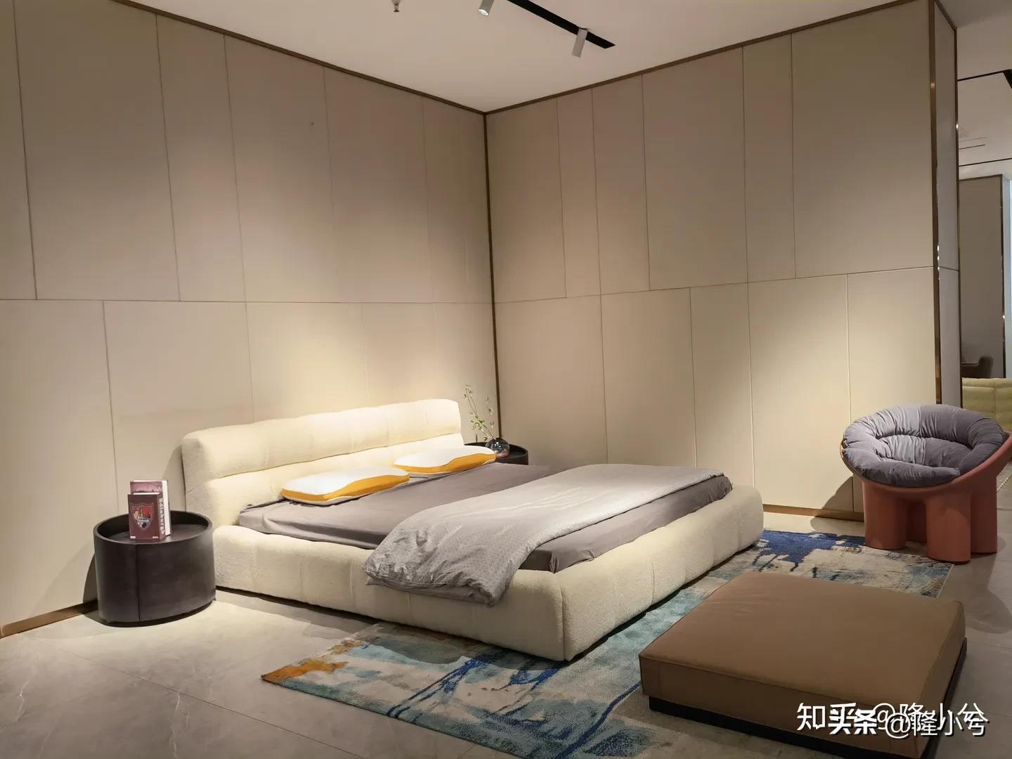 一张生态真皮皮床的成本,实木真皮床生产过程