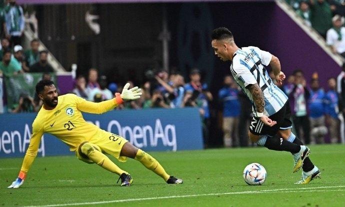 fifa官宣马拉多纳,国足对巴西fifa