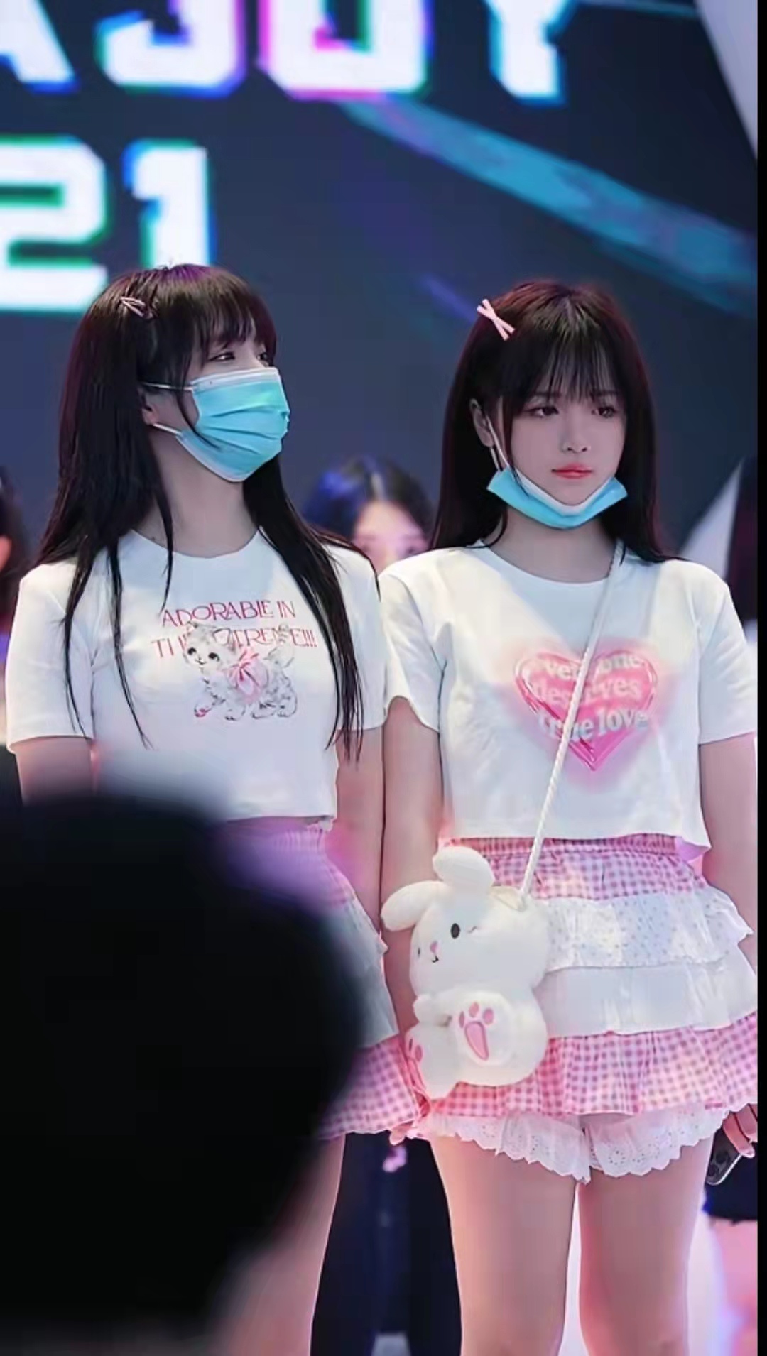 怎么让女朋友有双胞胎,女朋友是双胞胎要不要对另一个好