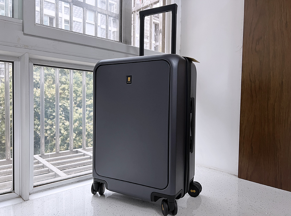 求大家推荐一款好用不贵的行李箱,超级推荐这款行李箱