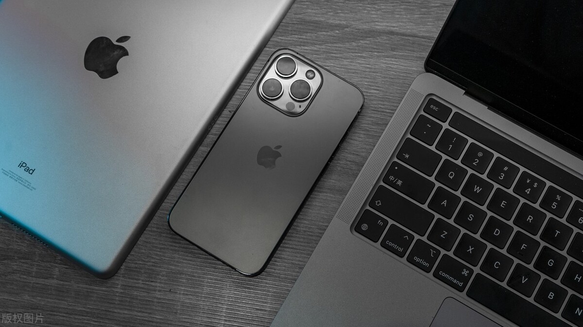 苹果macbookairm2怎样,苹果全新m2macbookair上手体验