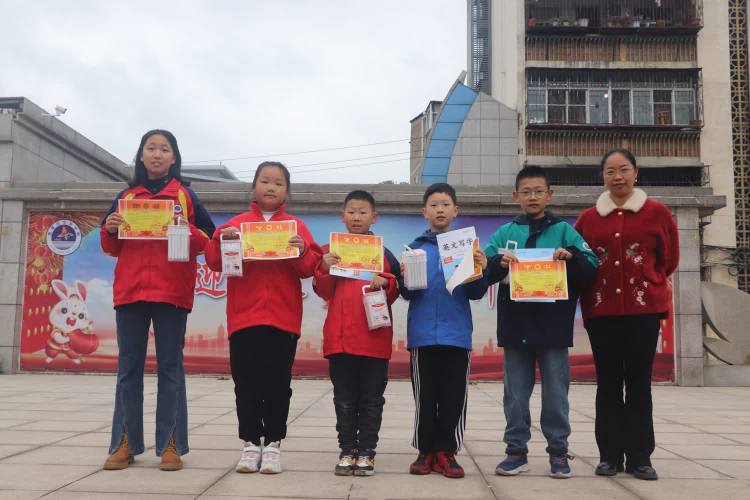 曾都区东关学校,曾都区英语比赛