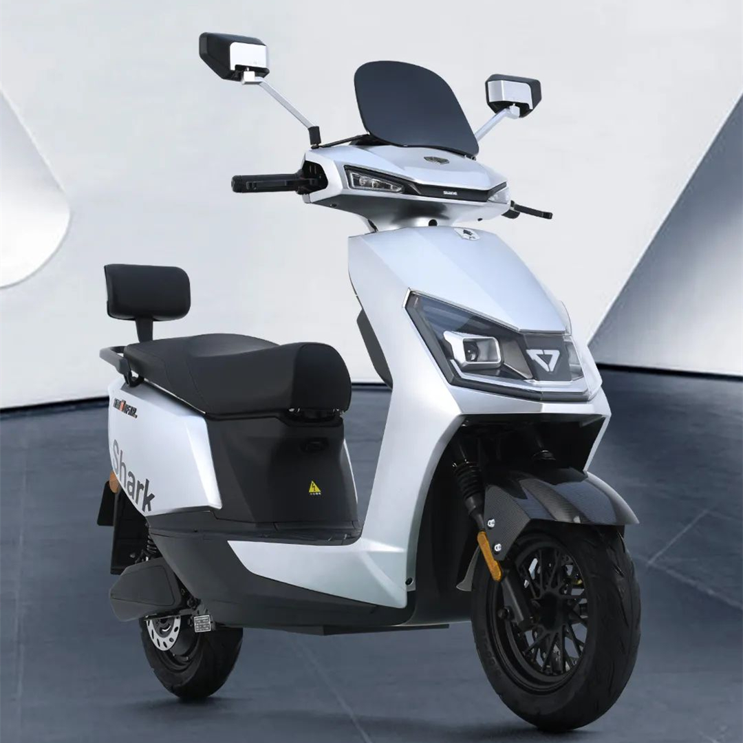 新蕾黑鲨系列t5电动车,新蕾电动摩托车t5黑鲨动力版